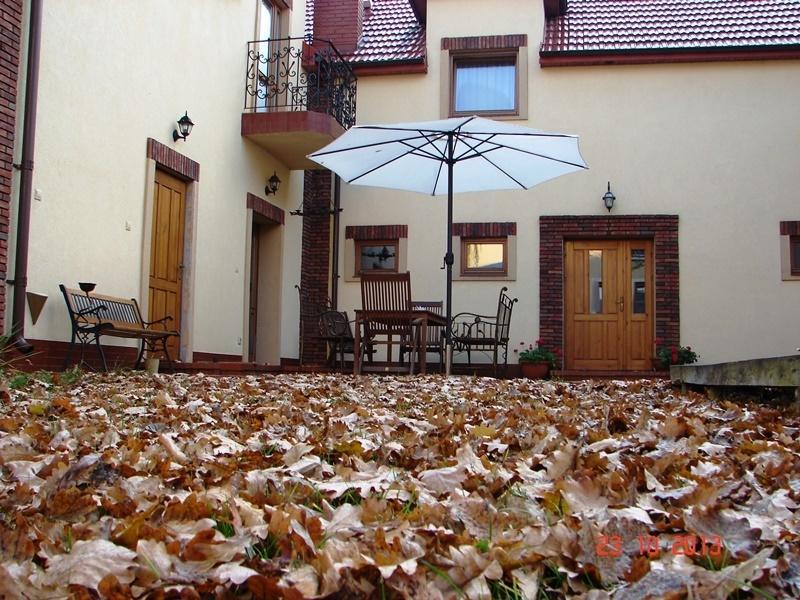 Gosciniec Kocmierzow Bed & Breakfast Сандомир Екстериор снимка