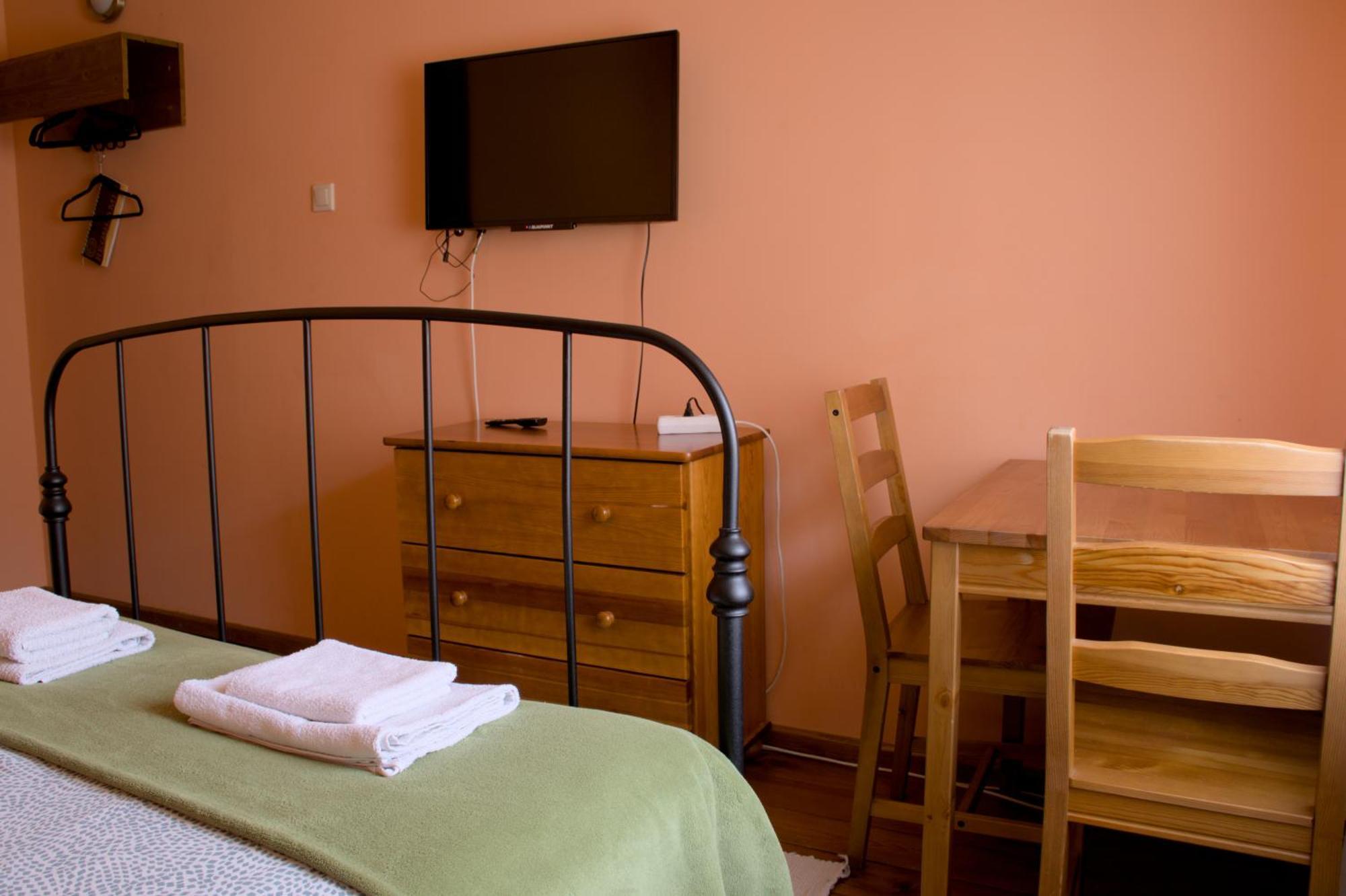 Gosciniec Kocmierzow Bed & Breakfast Сандомир Екстериор снимка