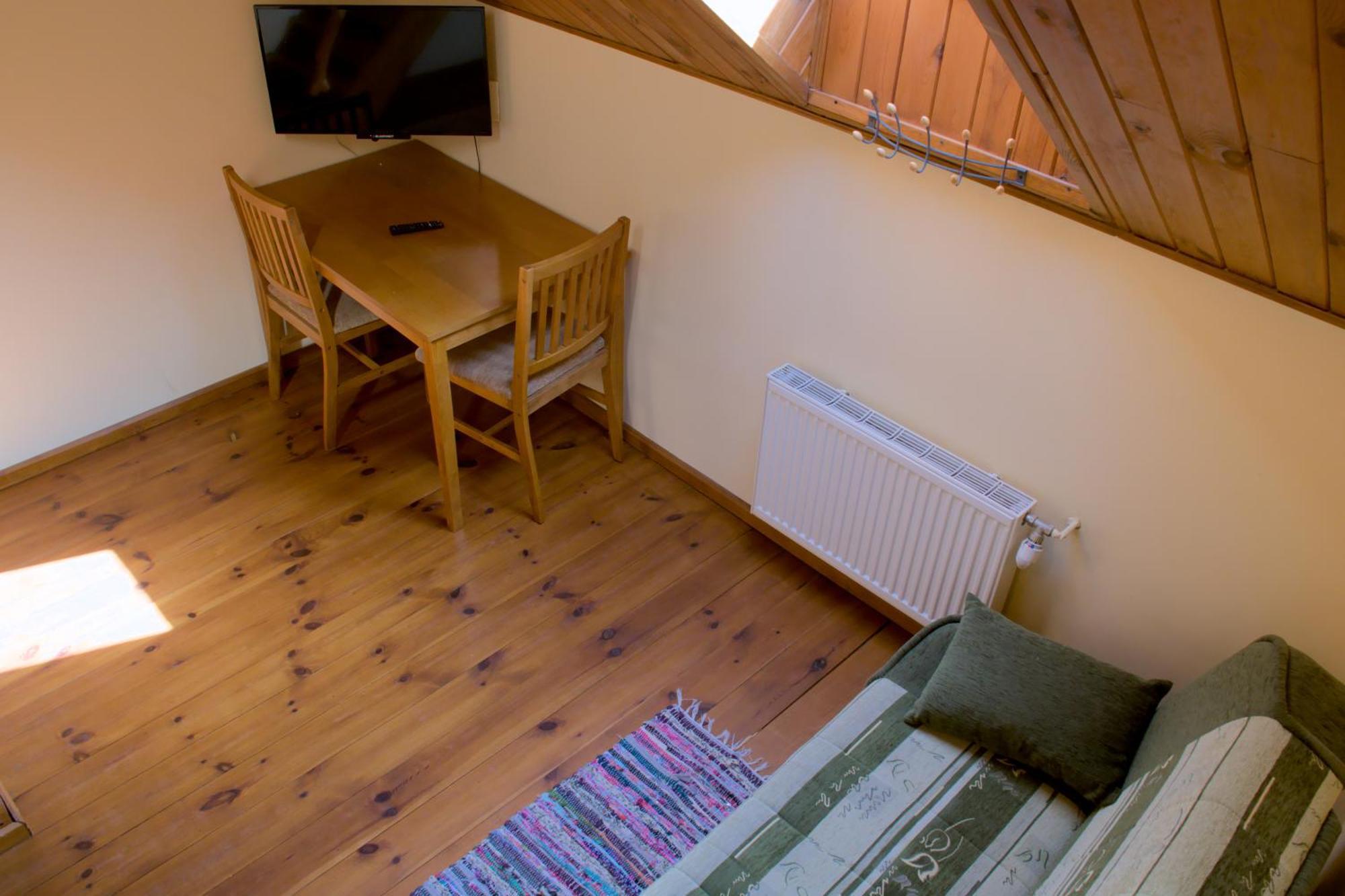 Gosciniec Kocmierzow Bed & Breakfast Сандомир Екстериор снимка