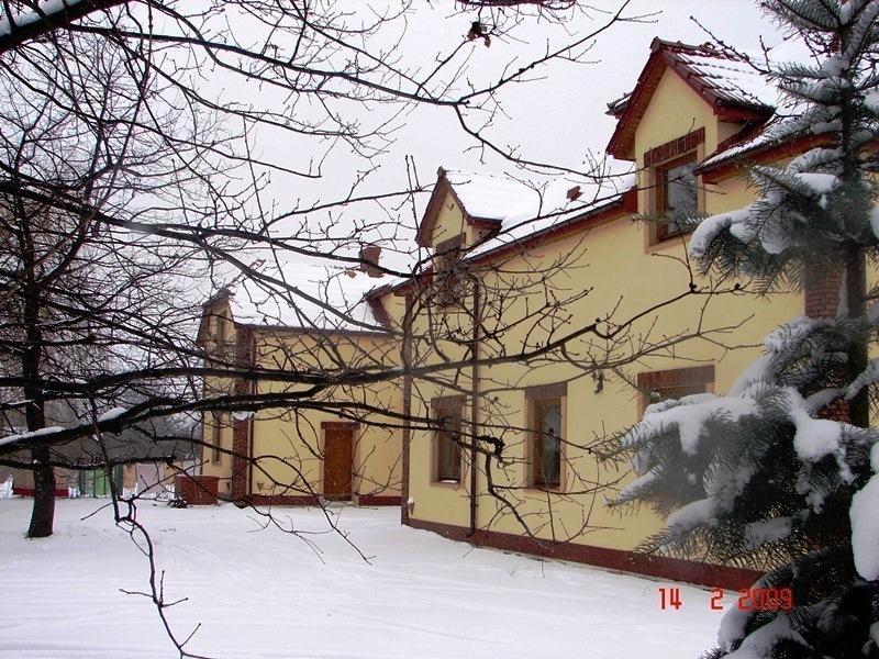 Gosciniec Kocmierzow Bed & Breakfast Сандомир Екстериор снимка